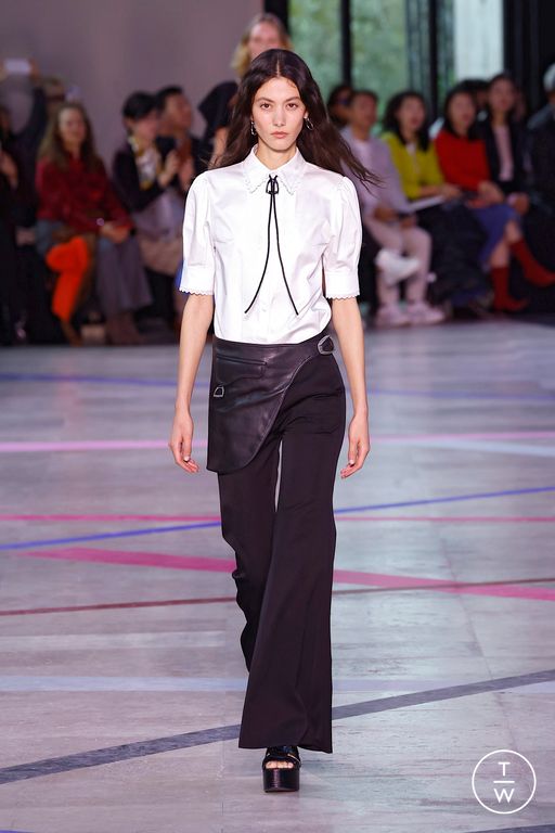 SS26 Shiatzy Chen Look 1