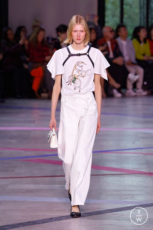 SS26 Shiatzy Chen Look 24