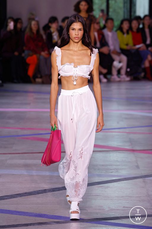 SS26 Shiatzy Chen Look 29