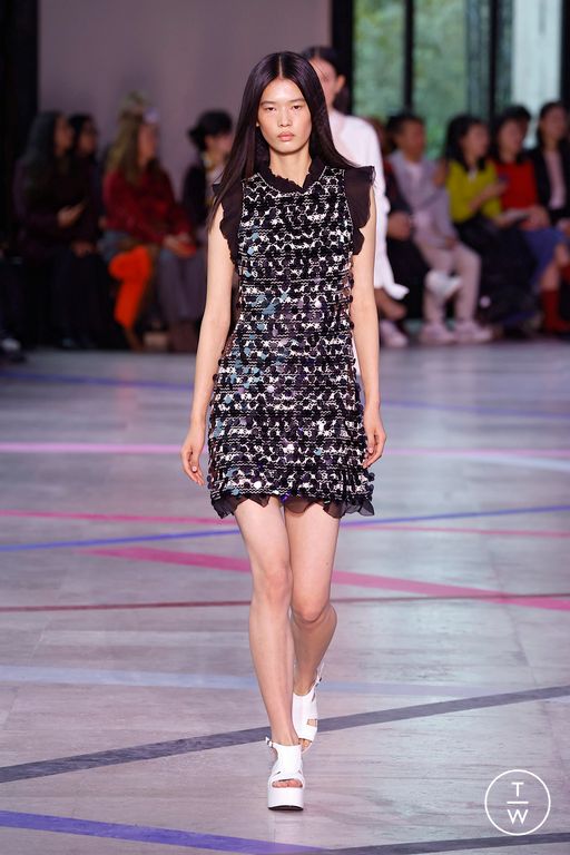 SS26 Shiatzy Chen Look 33