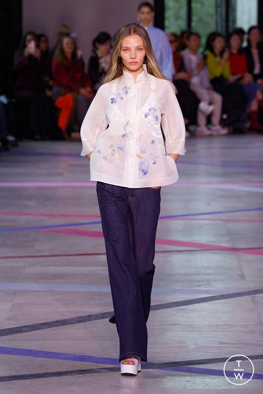 SS26 Shiatzy Chen Look 35