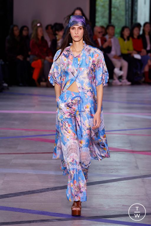 SS26 Shiatzy Chen Look 44