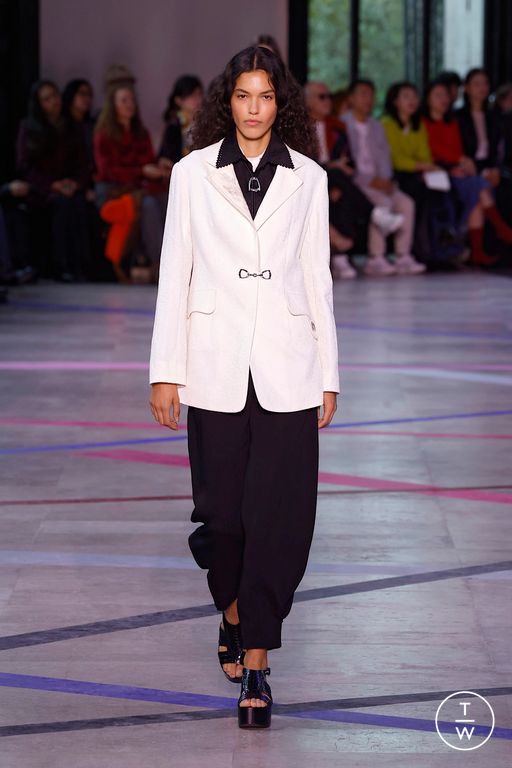 SS26 Shiatzy Chen Look 53