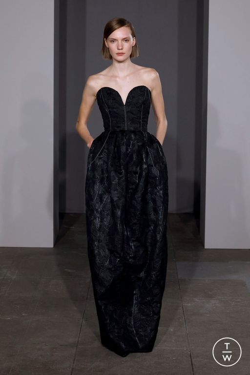 FW25 Simkhai Look 33