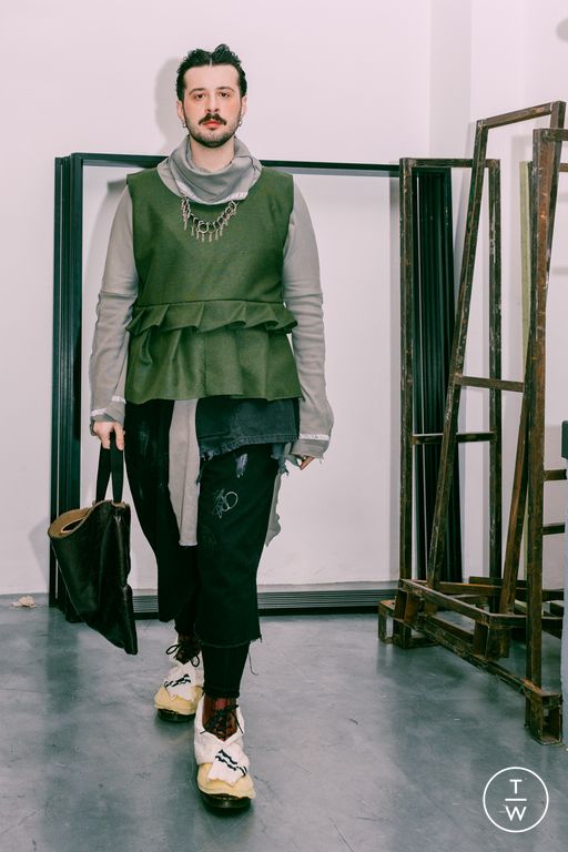 FW26 Simon Cracker Look 17