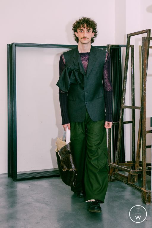 FW26 Simon Cracker Look 24