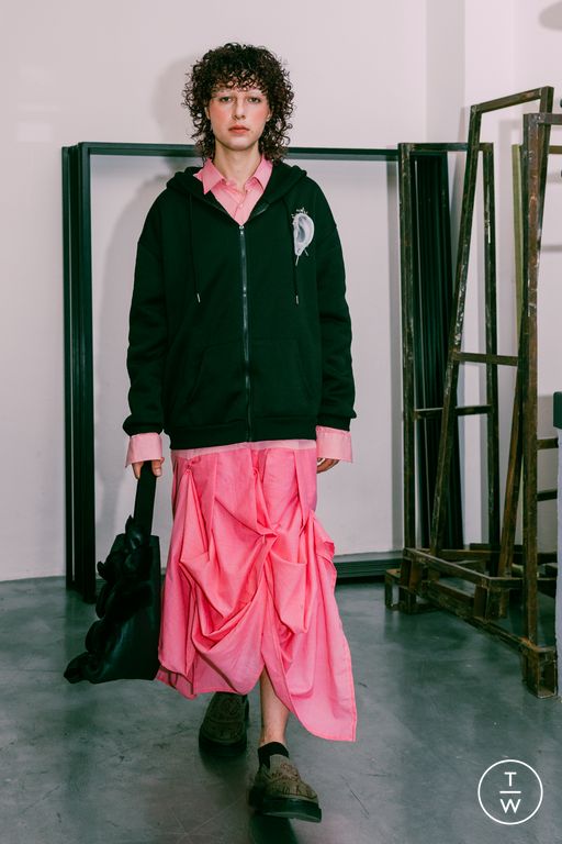 FW26 Simon Cracker Look 28