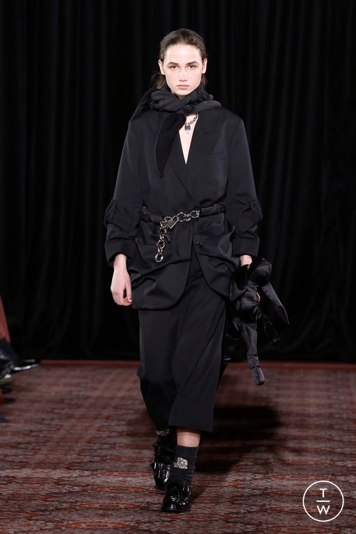 FW25 Simone Rocha Look 33