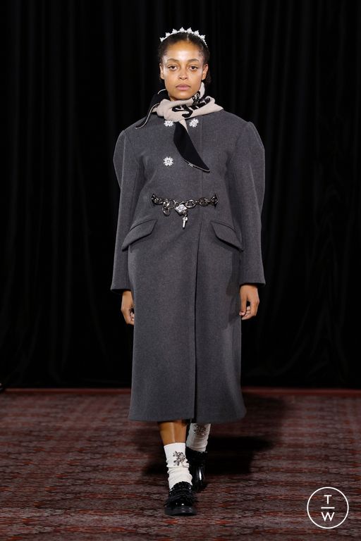 FW25 Simone Rocha Look 38