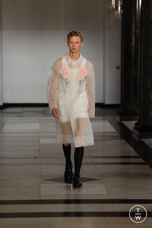 Spring-Summer 2025 Simone Rocha Look 20