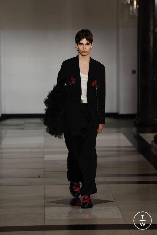 Spring-Summer 2025 Simone Rocha Look 29