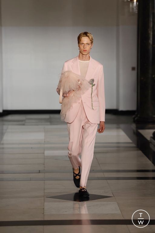 Spring-Summer 2025 Simone Rocha Look 42