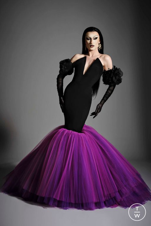 Resort 2025 Christian Siriano Look 24