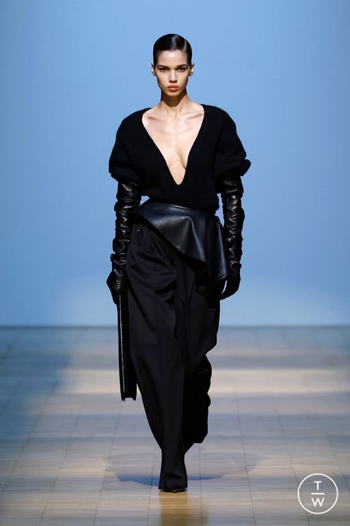 FW26 Situationist Look 1