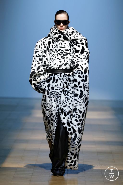 FW26 Situationist Look 26