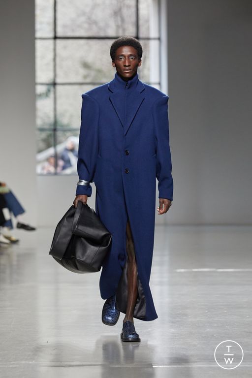 FW23 Situationist Look 9