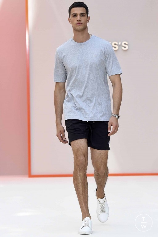 SS19 St James Look 11