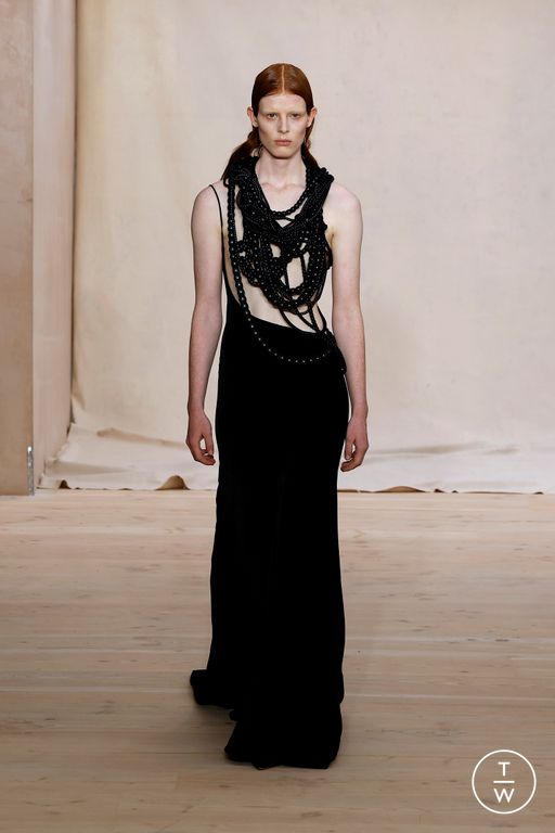 SS25 Standing Ground Look 3