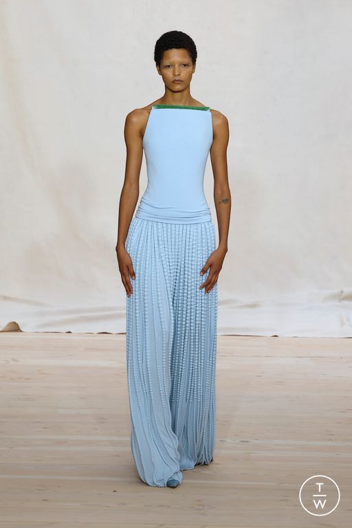 SS25 Standing Ground Look 15