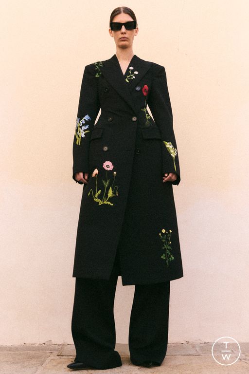 RS 26 Stella McCartney Look 17