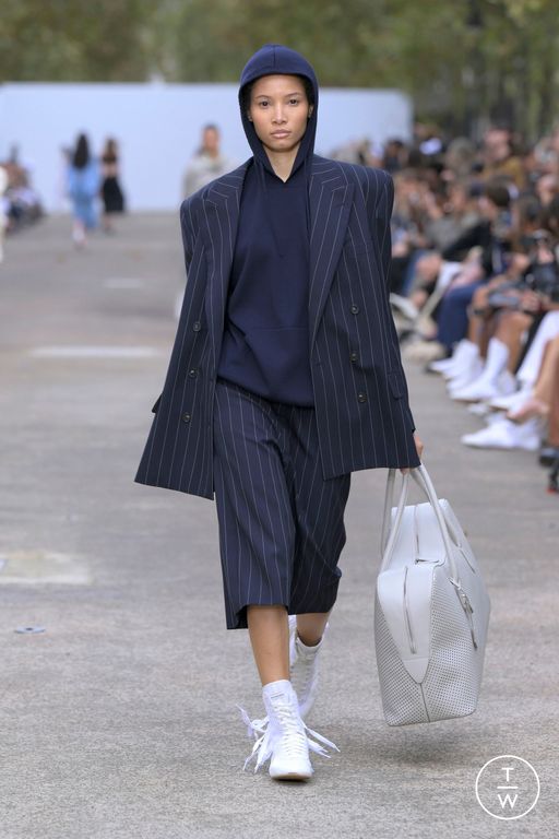 Spring-Summer 2025 Stella McCartney Look 37