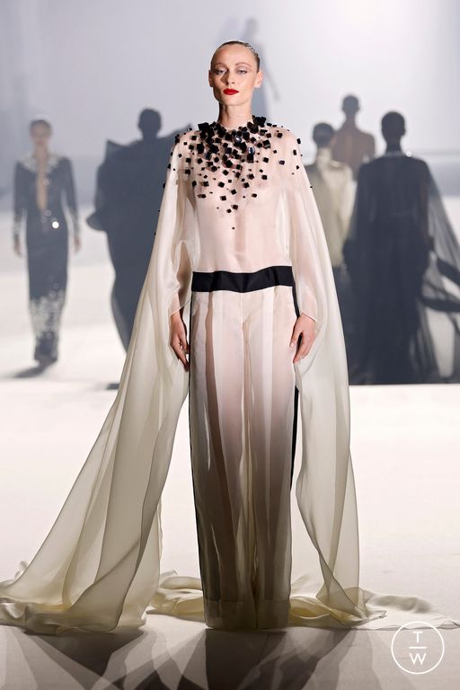 FW24 Stephane Rolland Look 17