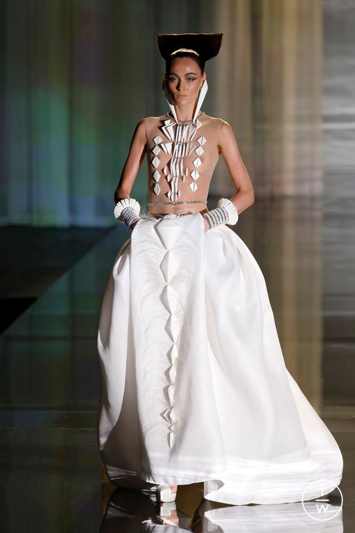 SS25 Stephane Rolland Look 24