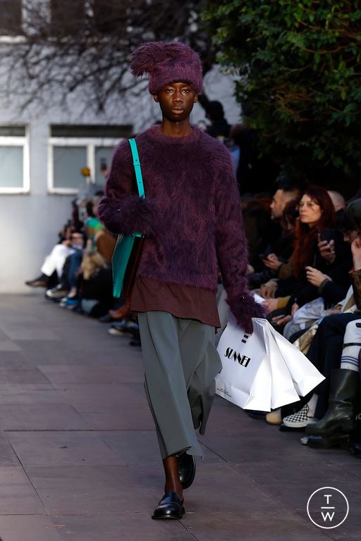 FW25 Sunnei Look 27