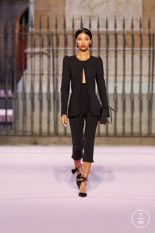 SS26 Carolina Herrera Look 17