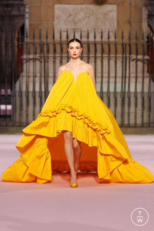 SS26 Carolina Herrera Look 30