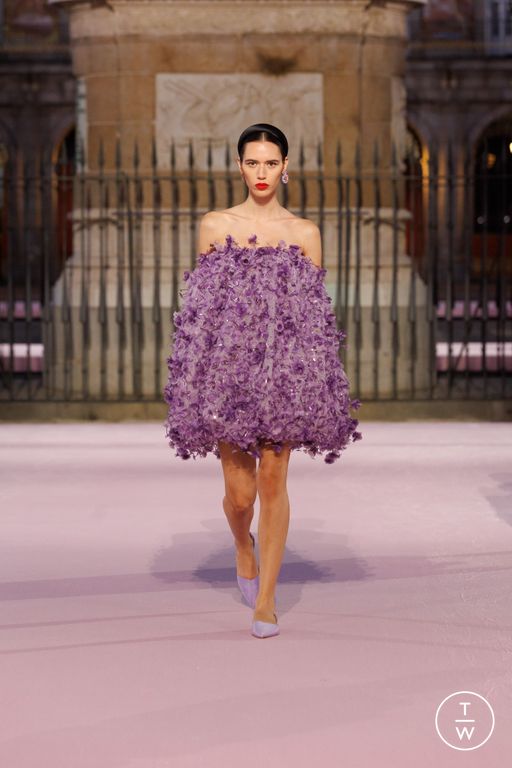 SS26 Carolina Herrera Look 32