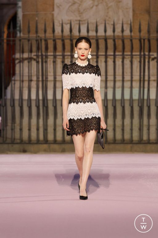 SS26 Carolina Herrera Look 41