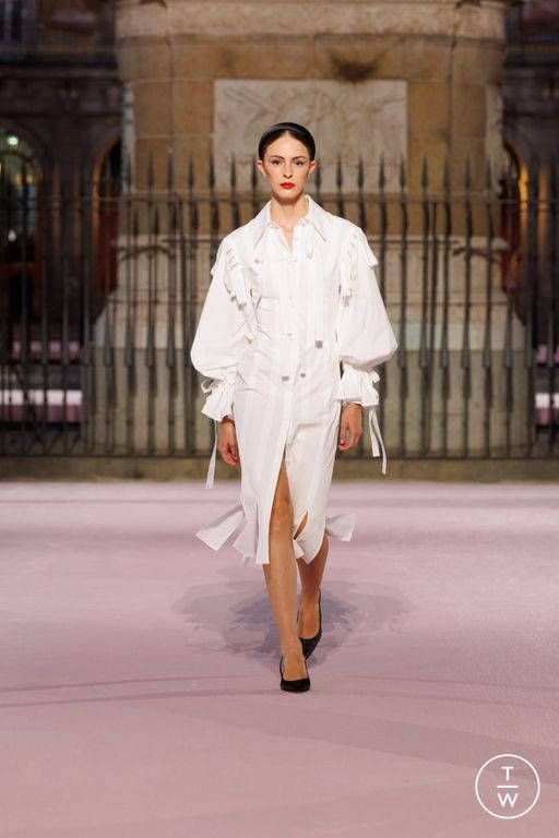 SS26 Carolina Herrera Look 54