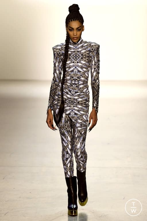 FW22 The Blonds Look 4