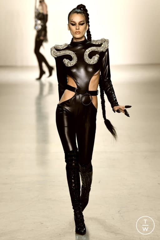FW22 The Blonds Look 14