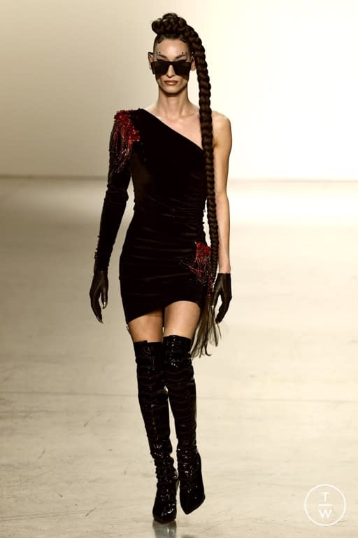 FW22 The Blonds Look 18