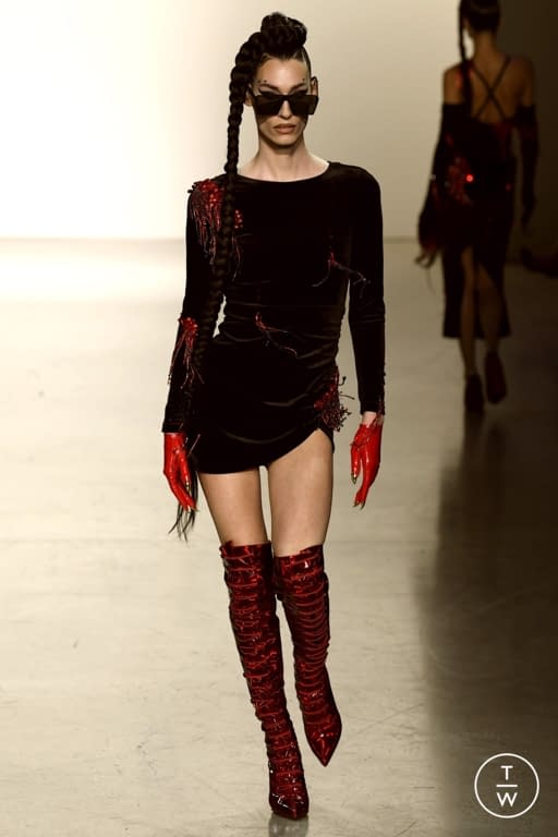 FW22 The Blonds Look 19