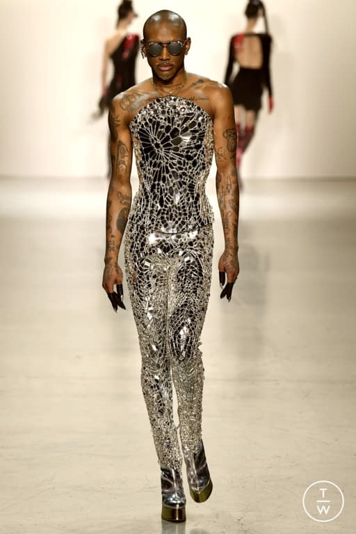 FW22 The Blonds Look 20