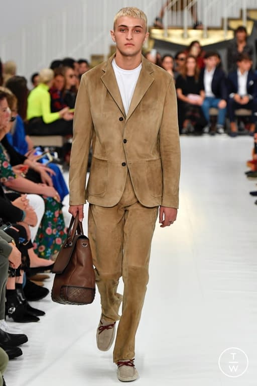 SS19 Tod's Look 22