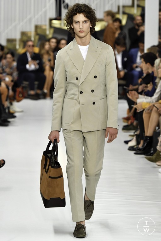 SS19 Tod's Look 26