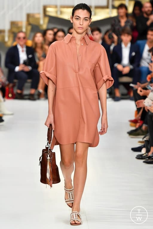 SS19 Tod's Look 39