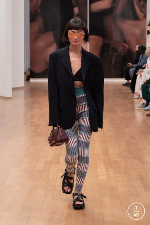 SS22 Tod's Look 20