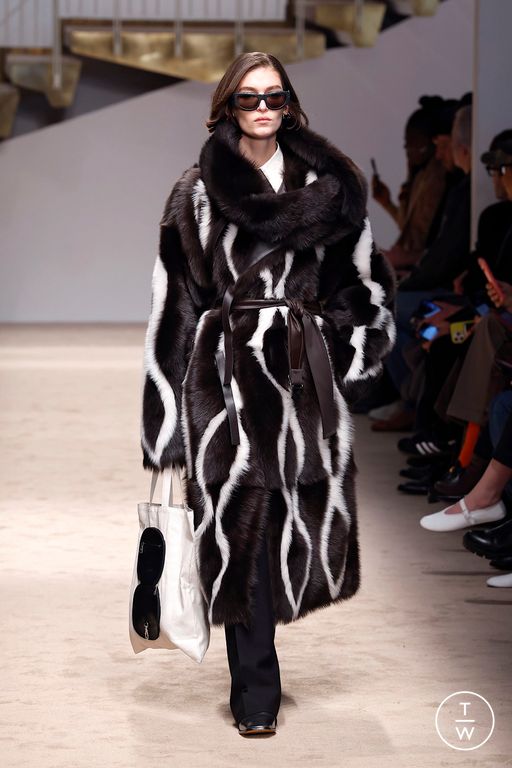 FW25 Tod's Look 28