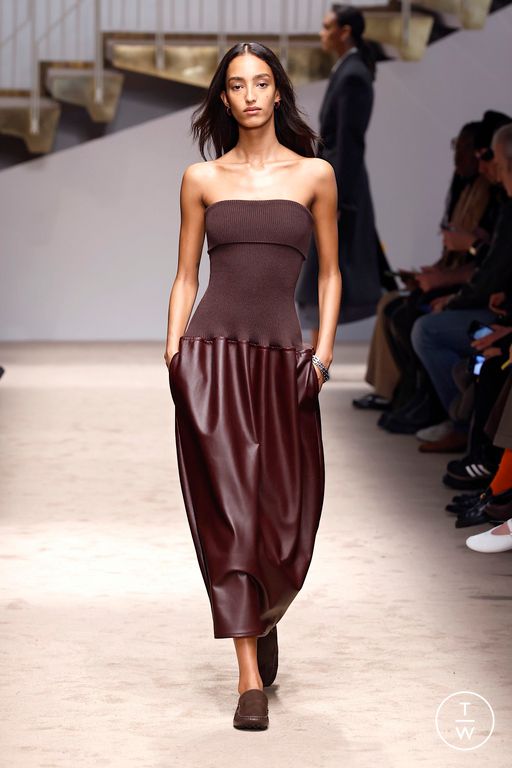 FW25 Tod's Look 40