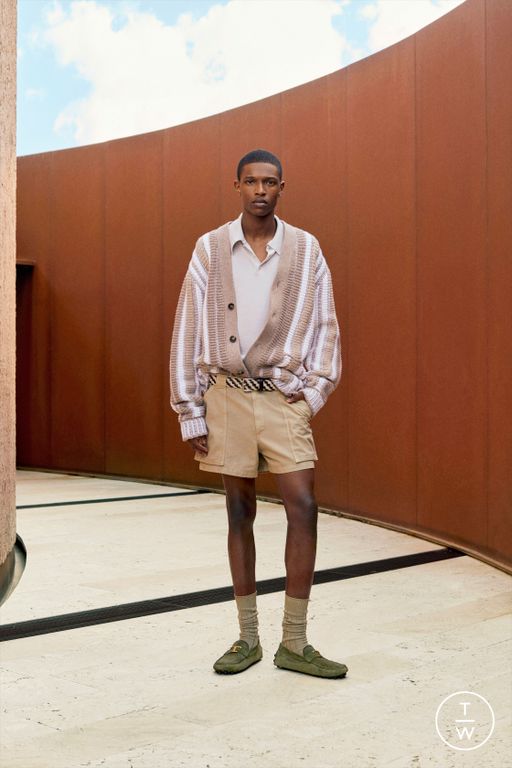 SS23 Tod's Look 48