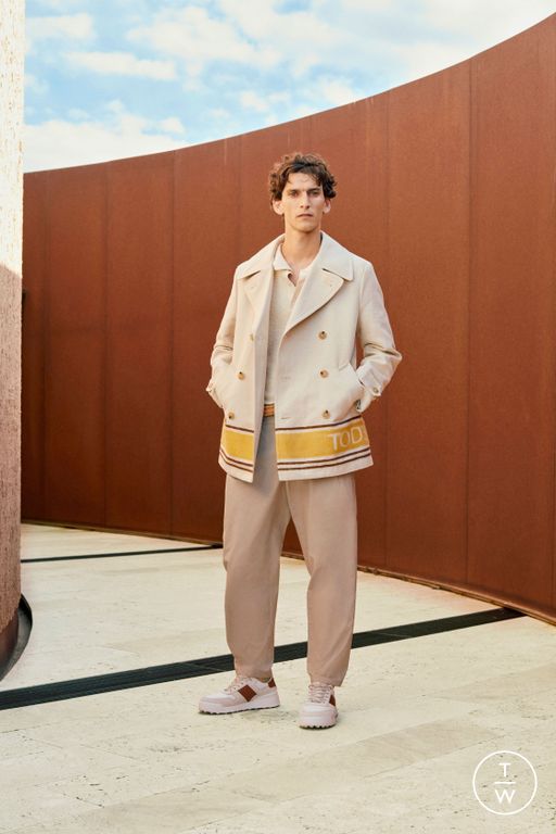 SS23 Tod's Look 53