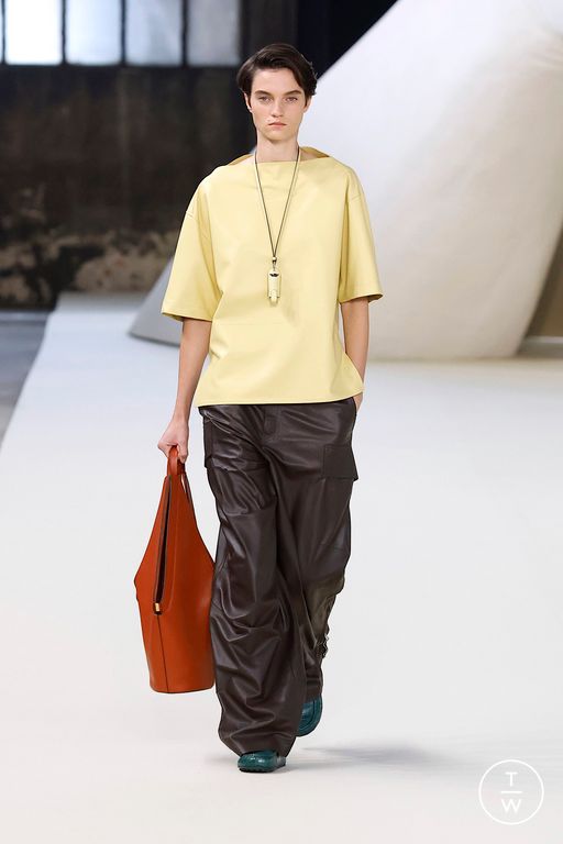 Spring-Summer 2025 Tod's Look 10