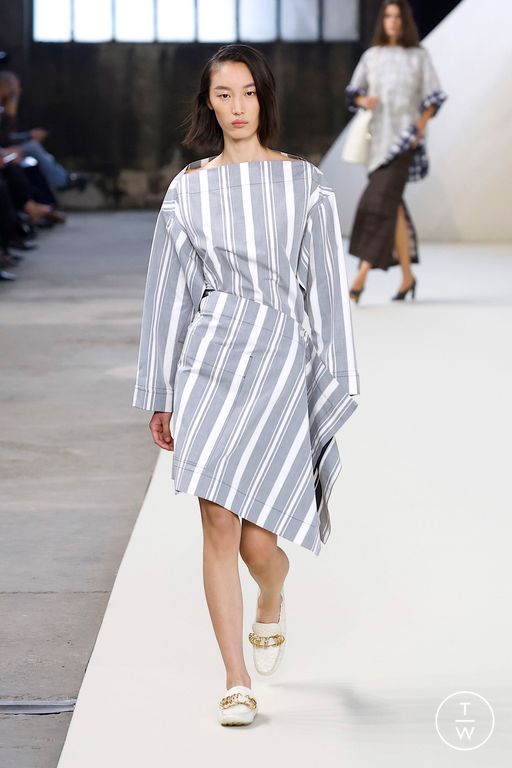 Spring-Summer 2025 Tod's Look 21