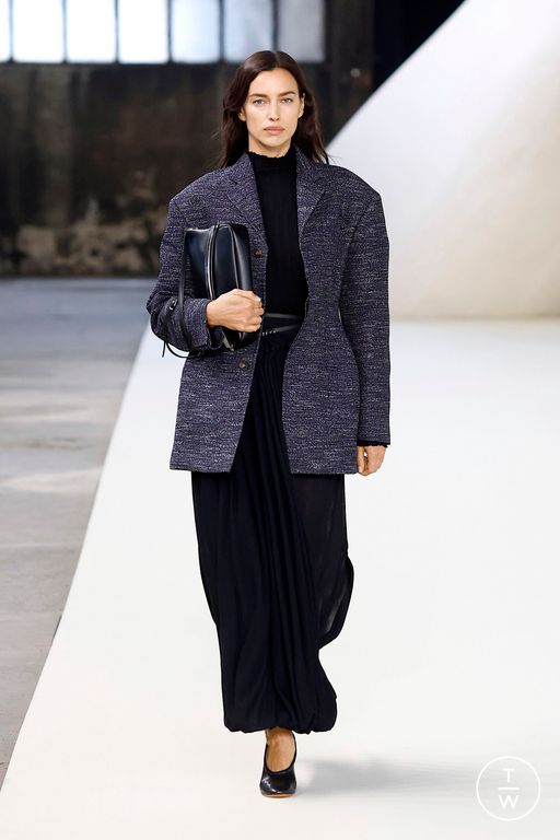 Spring-Summer 2025 Tod's Look 38