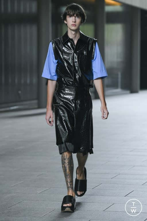 SS22 Toga Look 9